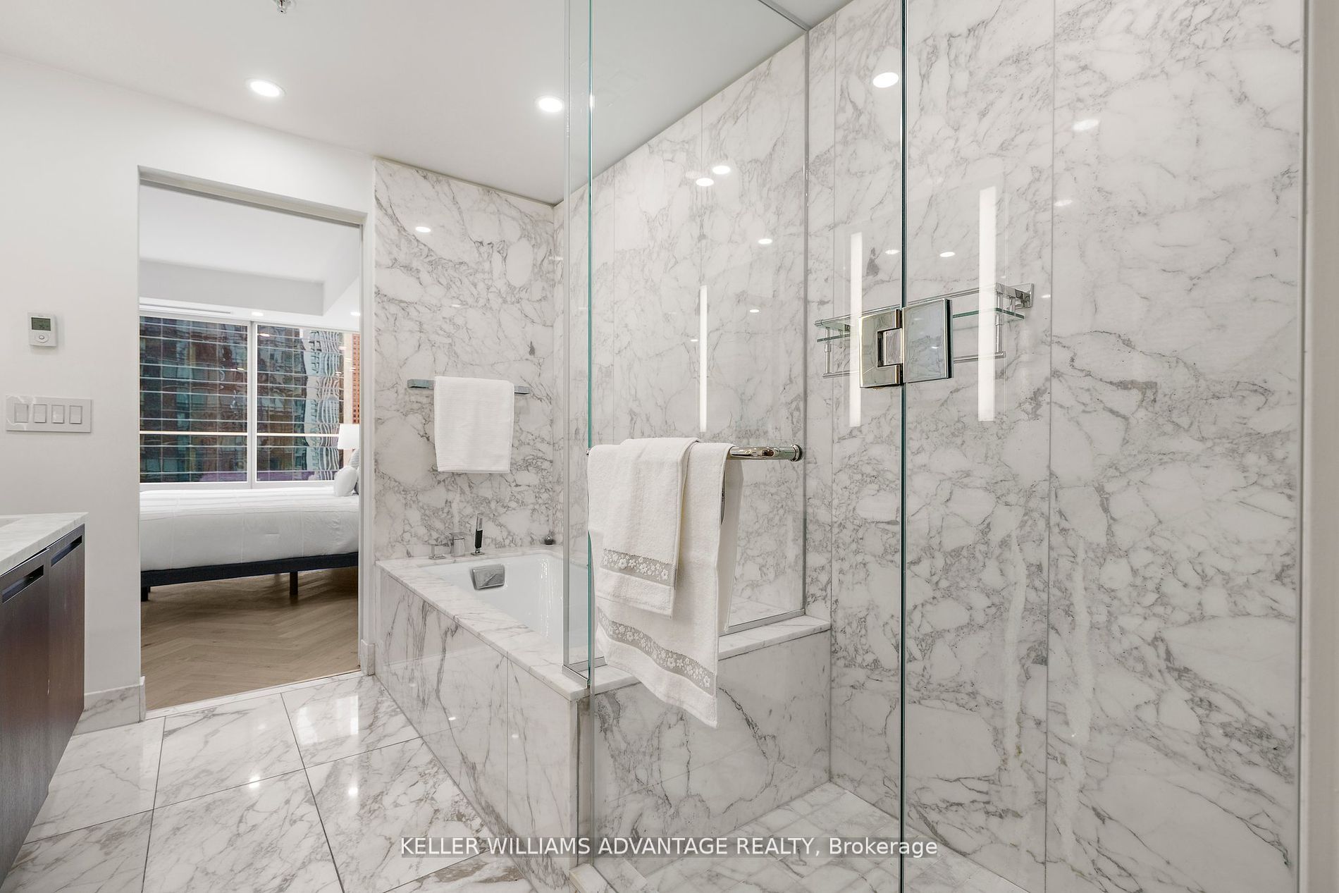 180 University Ave, #2308