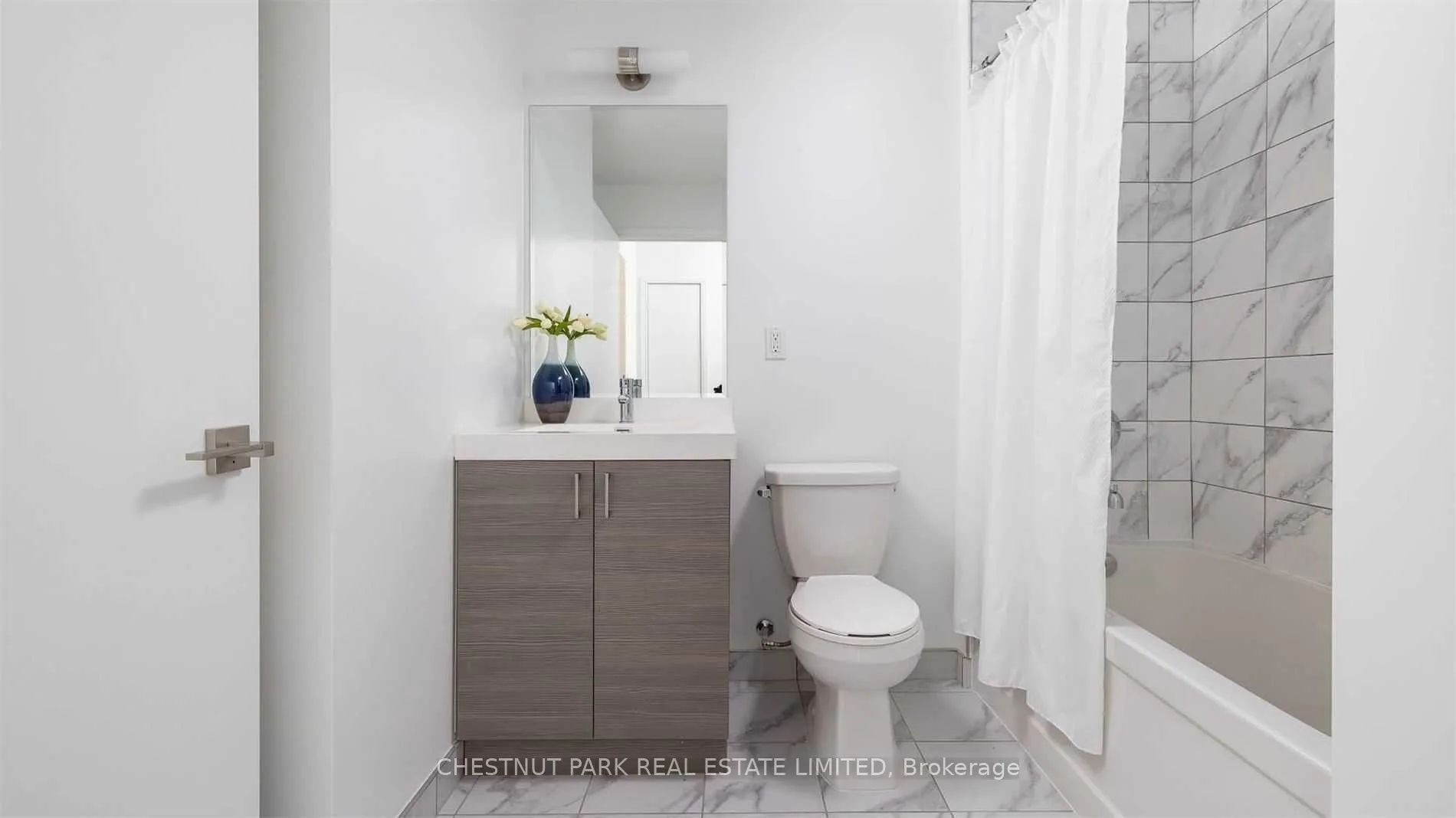 621 Sheppard Ave E, #110