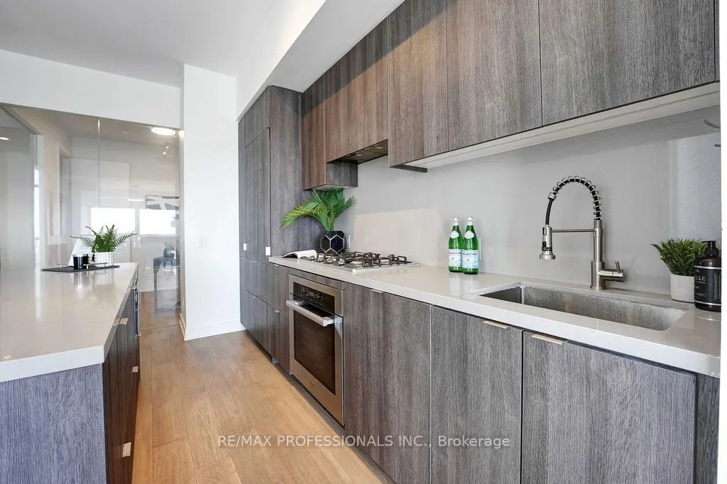 7 Grenville St, #6512