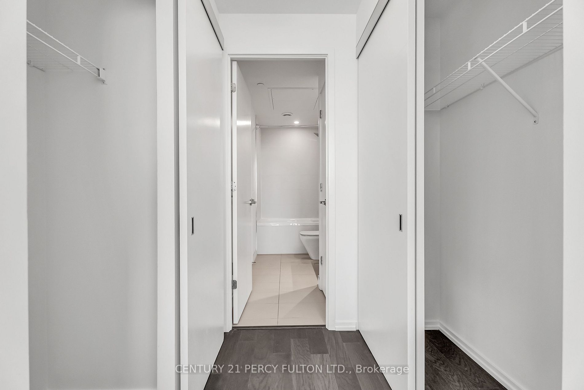 8 Hillsdale Ave E, #1716
