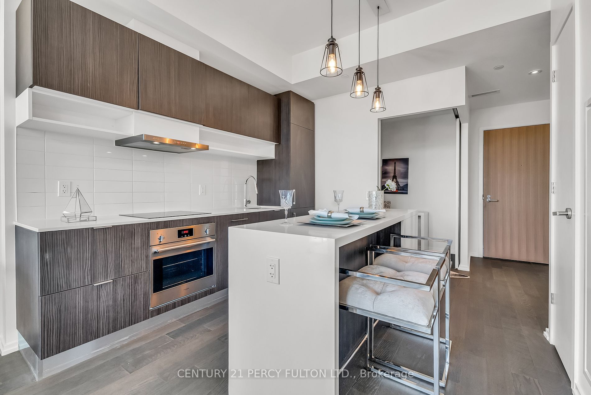 8 Hillsdale Ave E, #1716