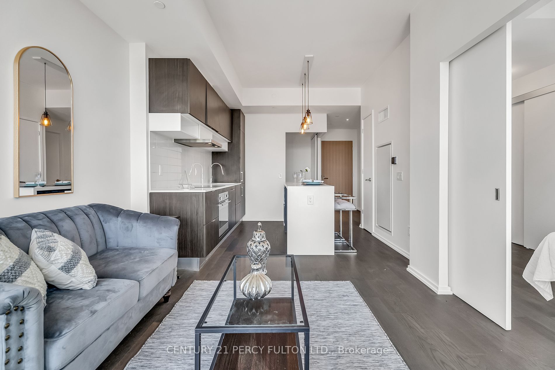 8 Hillsdale Ave E, #1716