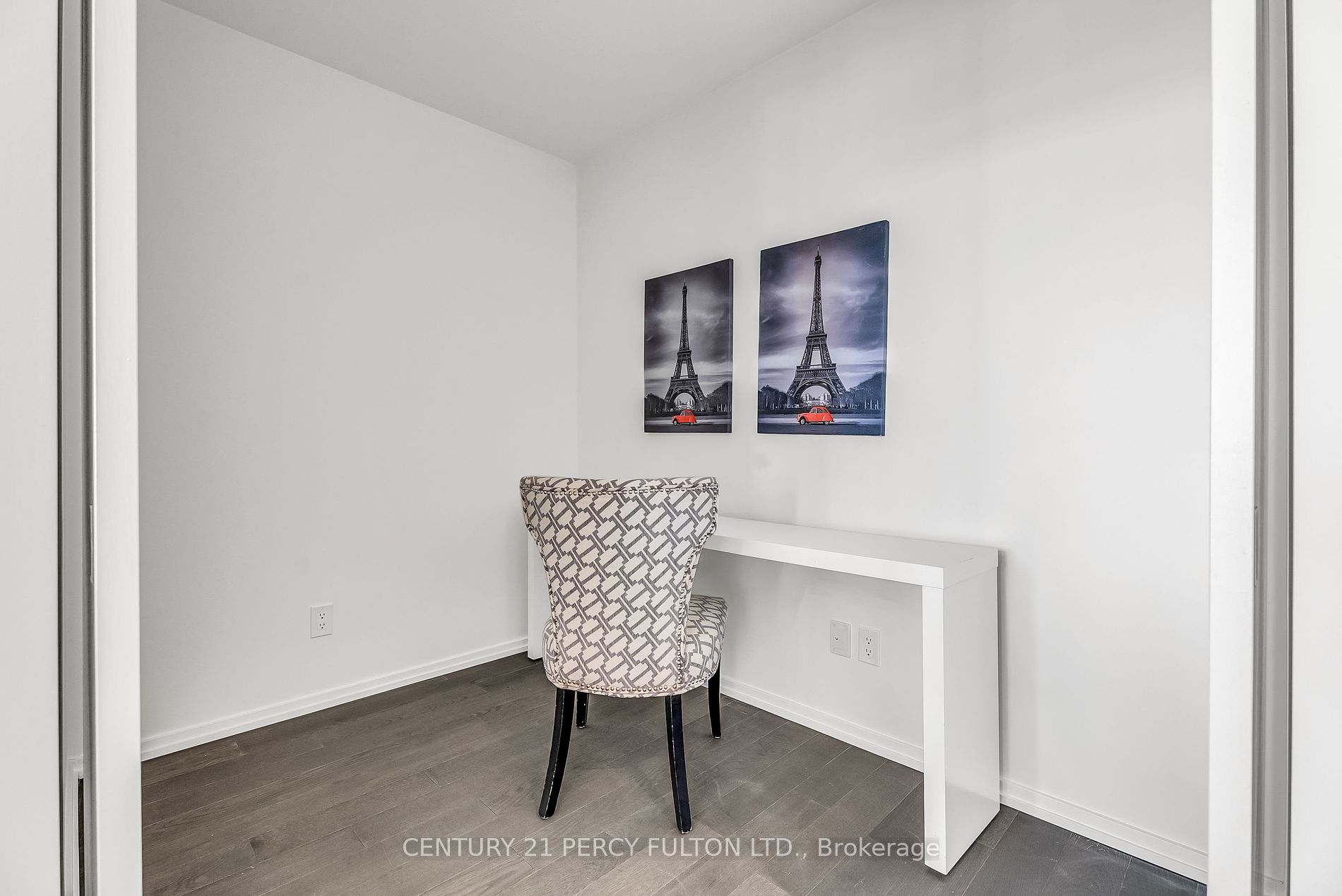 8 Hillsdale Ave E, #1716