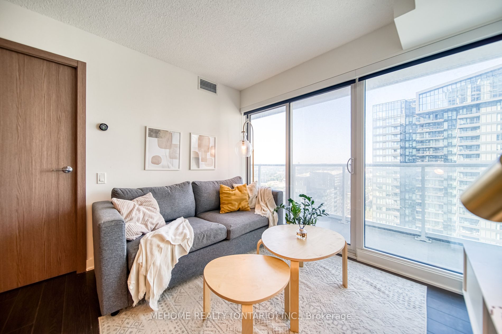 17 Bathurst St, #2907