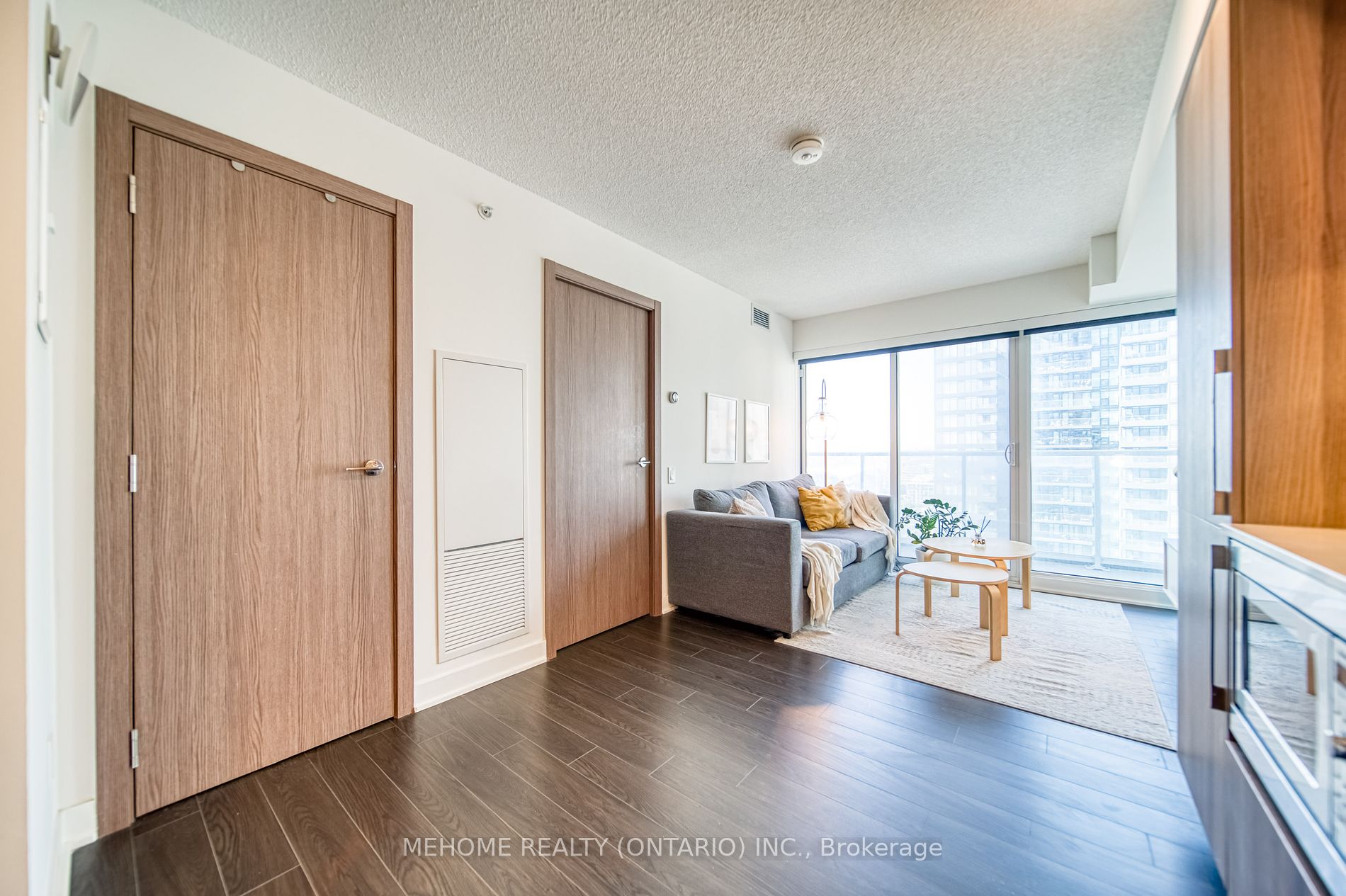 17 Bathurst St, #2907