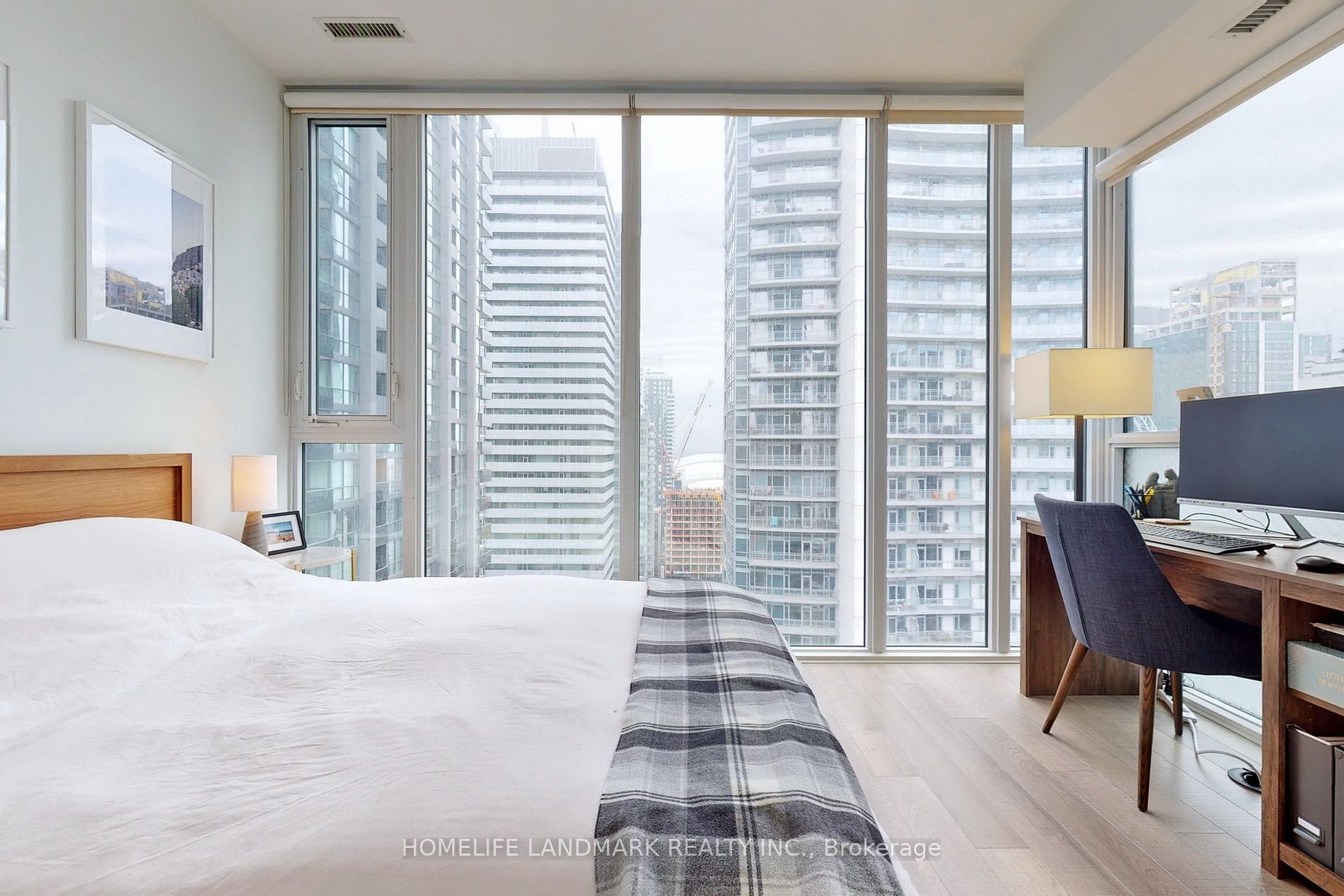 290 Adelaide St W, #2911