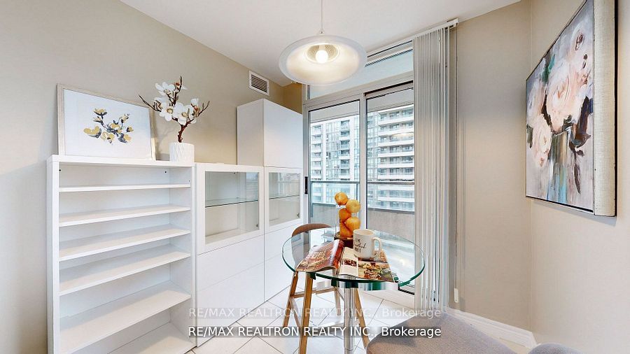 23 Hollywood Ave, #1708
