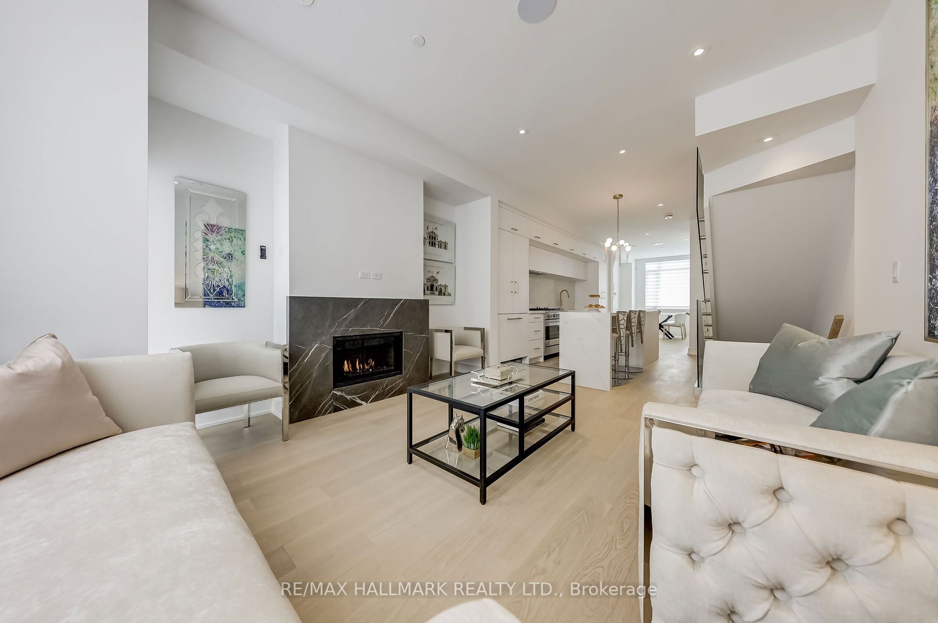 3 Flax Field Lane