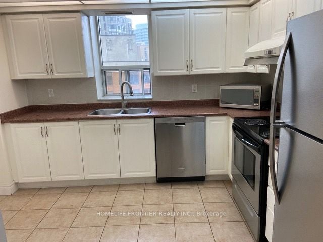 5418 Yonge St, #1816