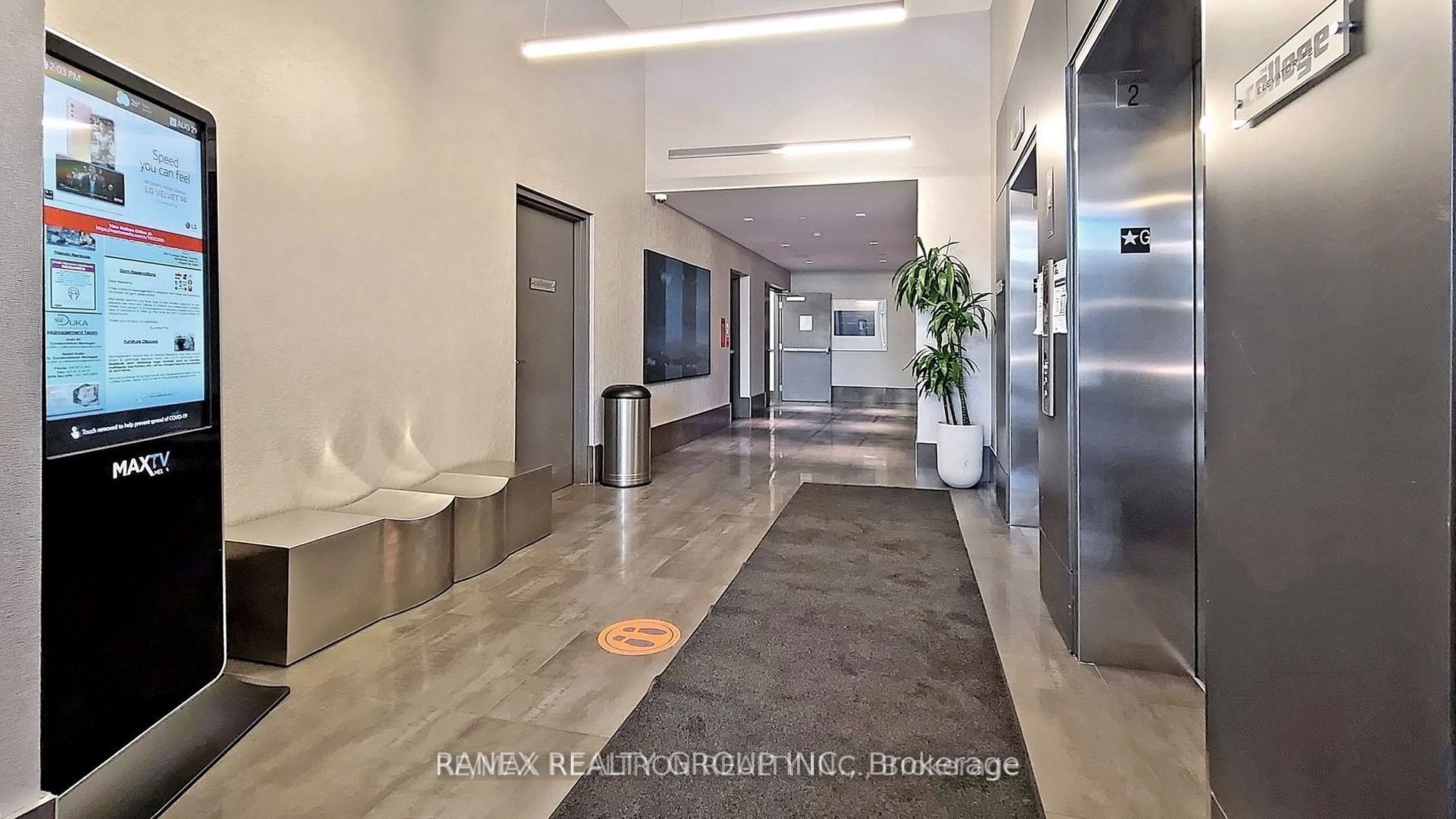 297 College St, #505