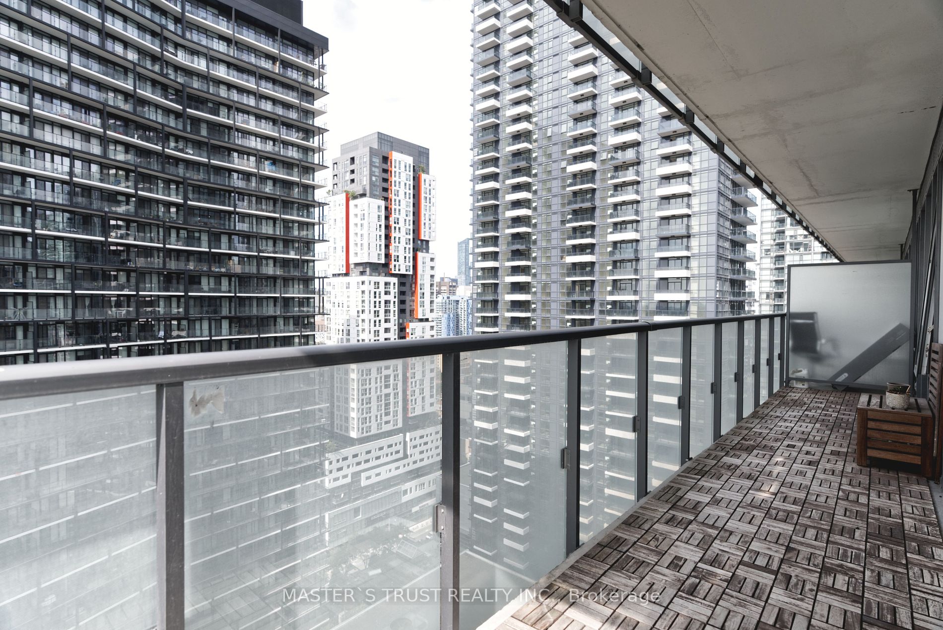 101 Peter St, #2511