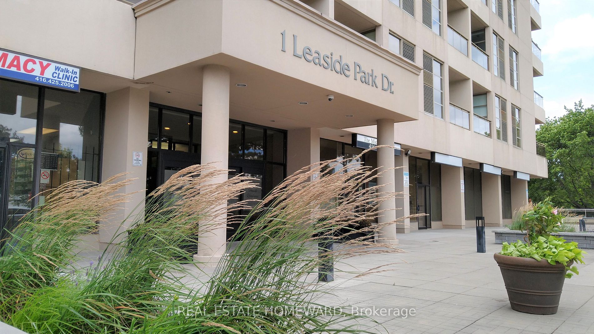 1 Leaside Park Dr, #417