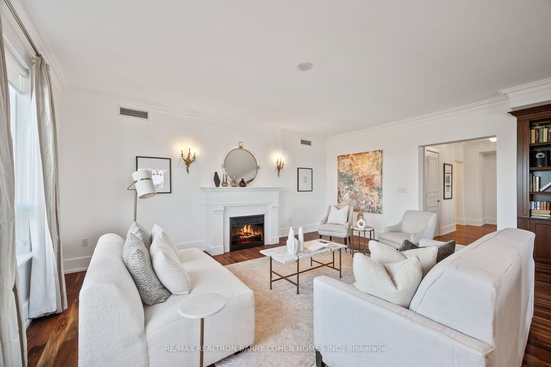 662 Sheppard Ave E, #805c