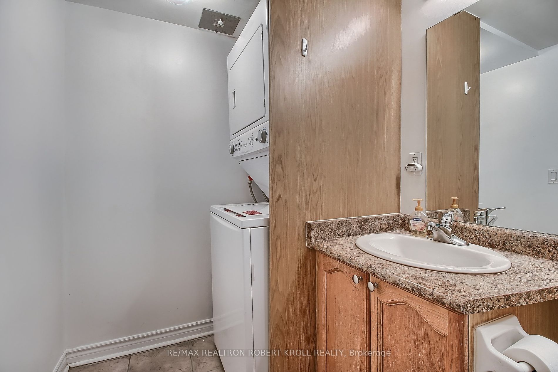 1030 Sheppard Ave W, #402