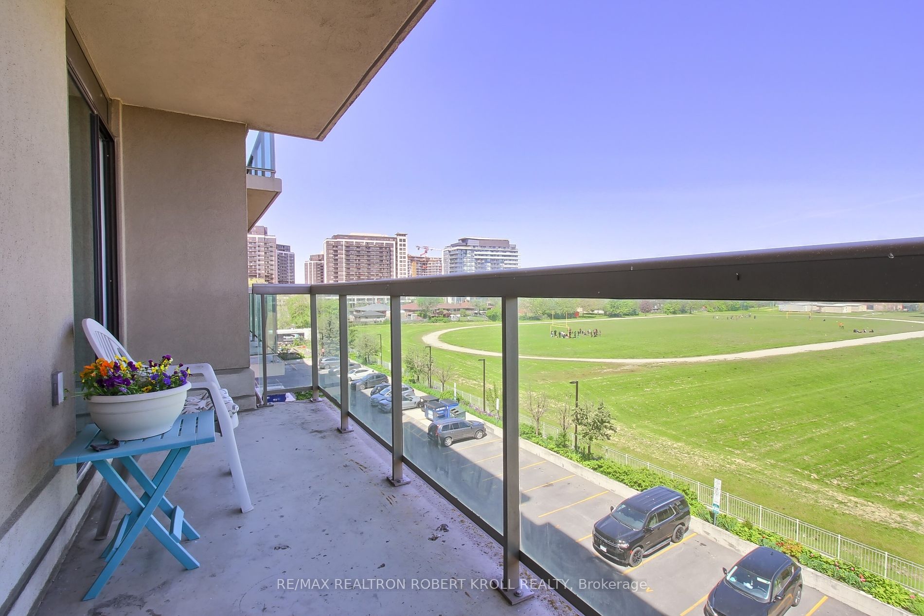 1030 Sheppard Ave W, #402