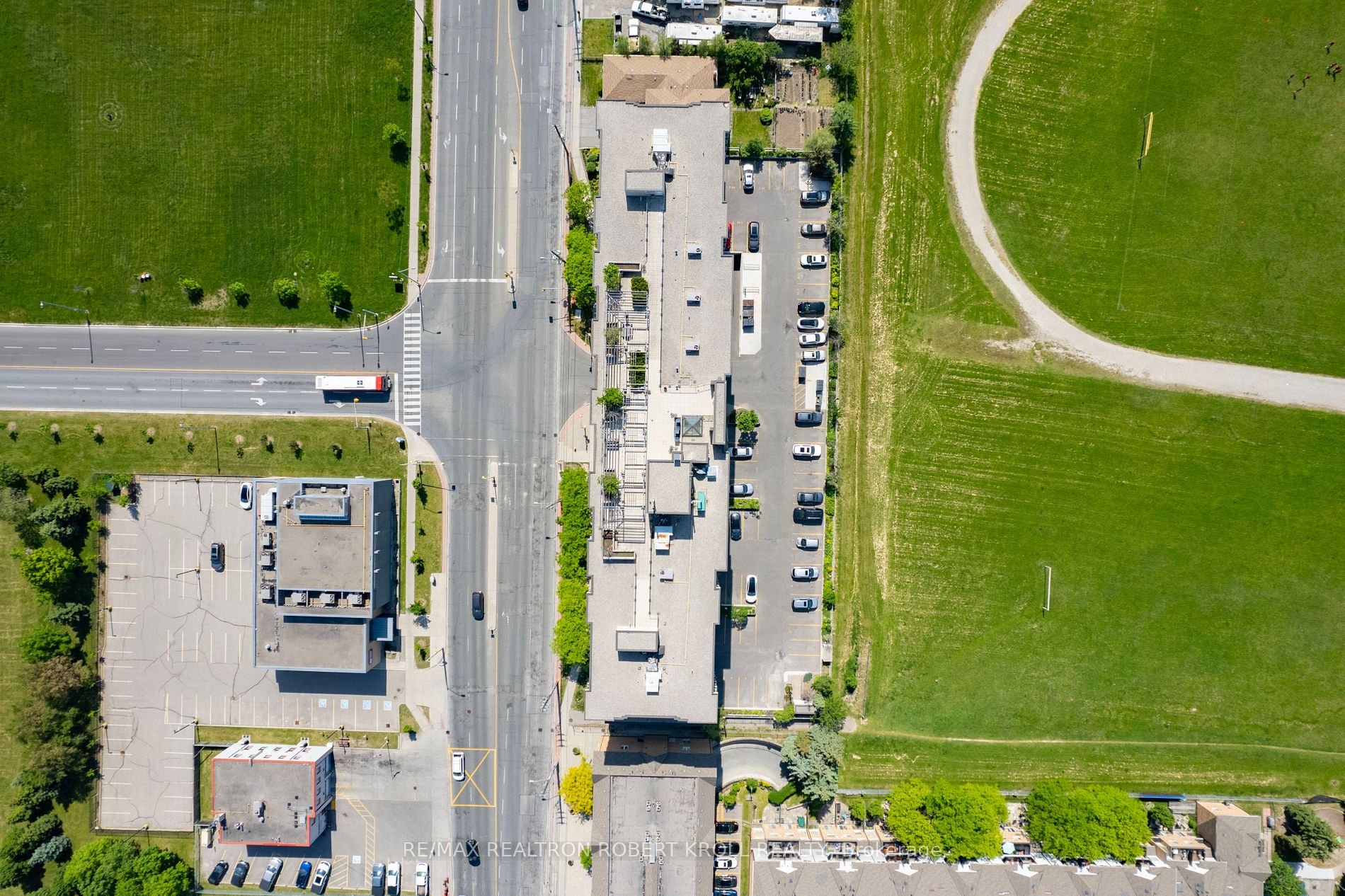 1030 Sheppard Ave W, #402