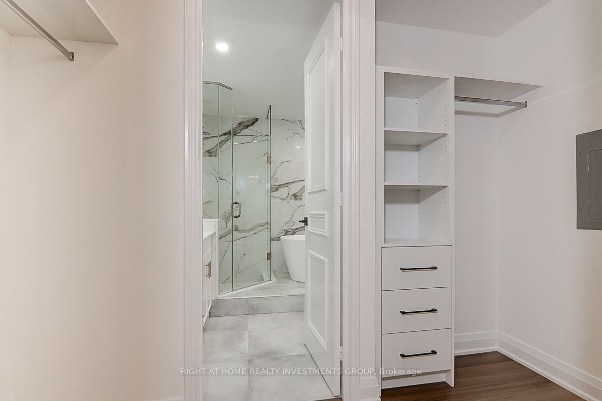 89 Skymark Dr, #3010