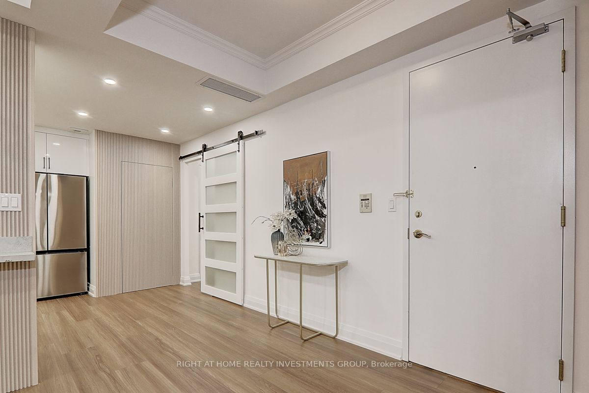 89 Skymark Dr, #3010