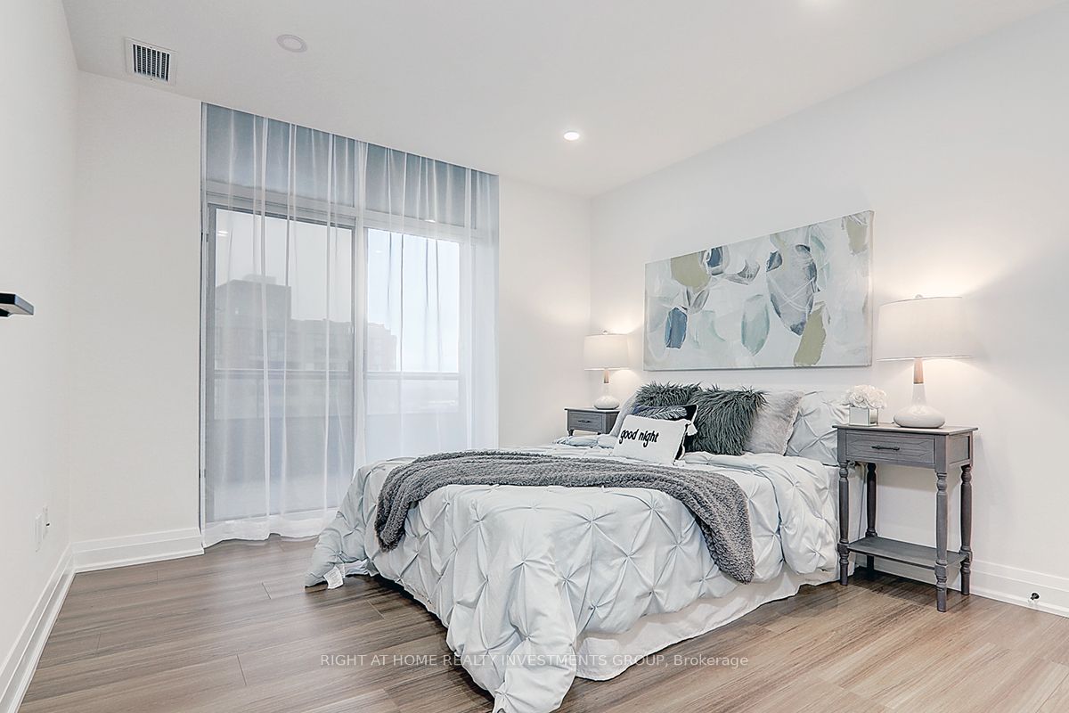 89 Skymark Dr, #3010