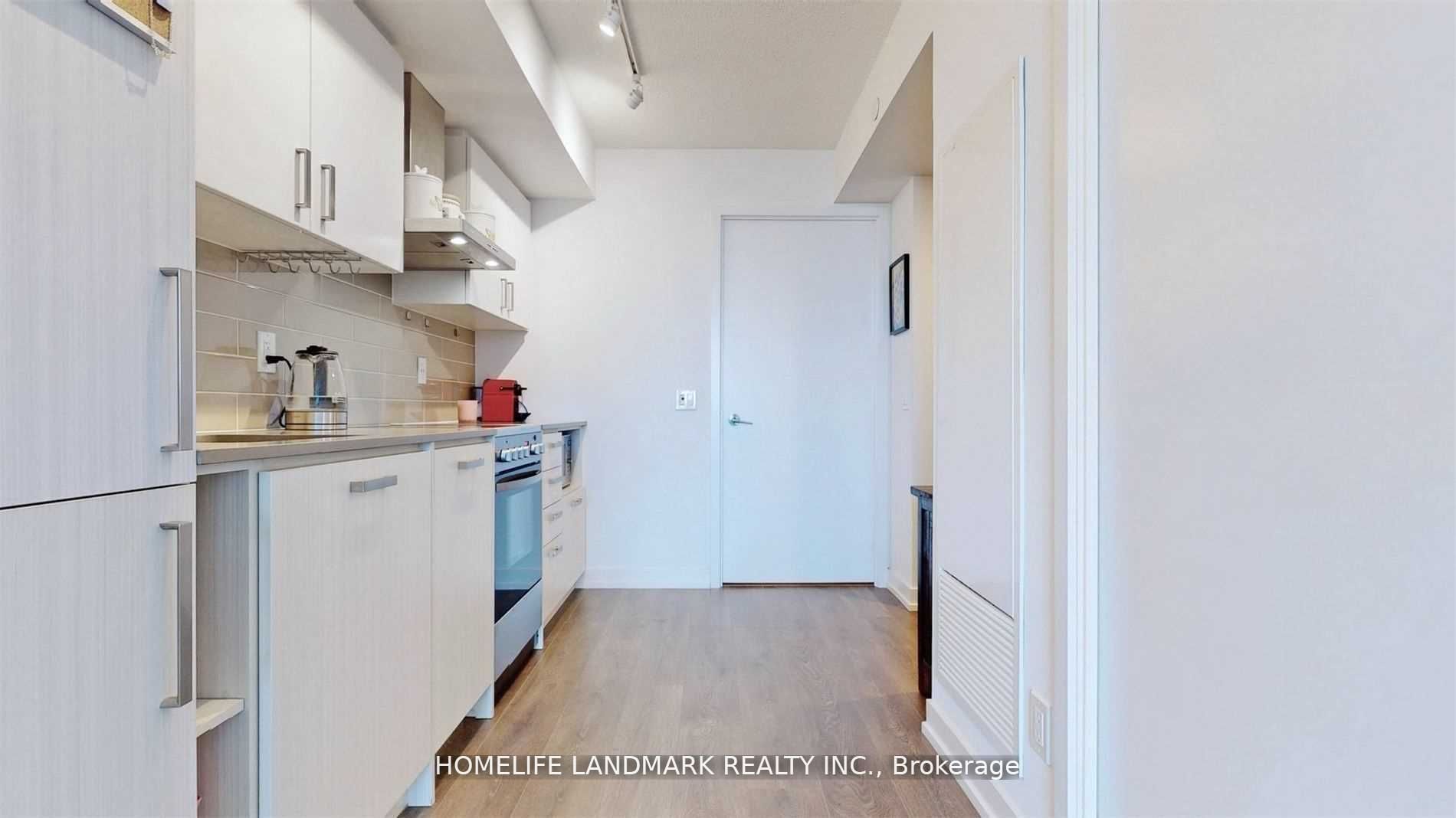125 Redpath Ave, #1013