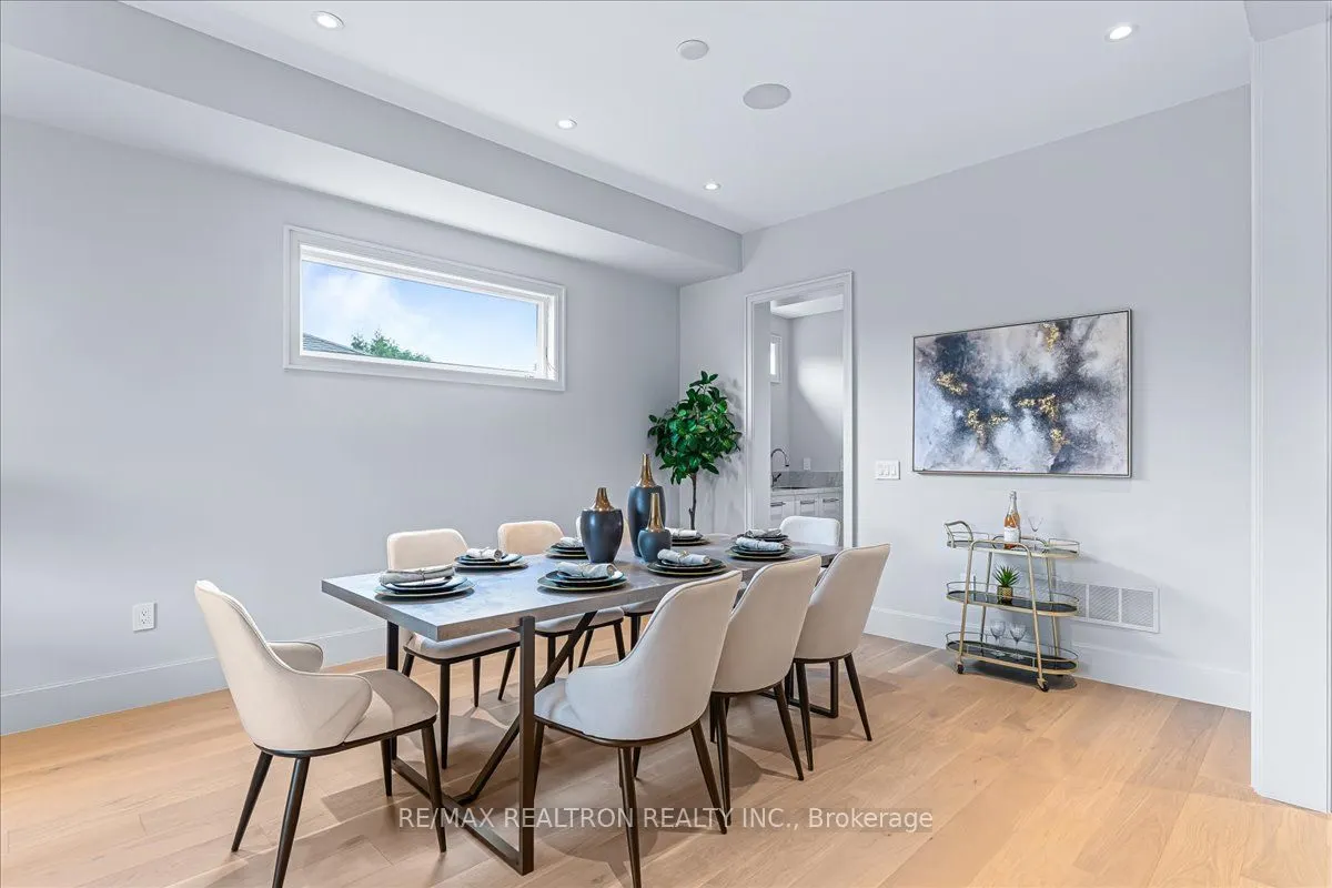 275 Reiner Rd