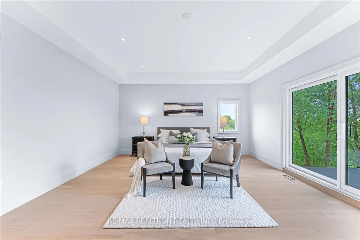 275 Reiner Rd