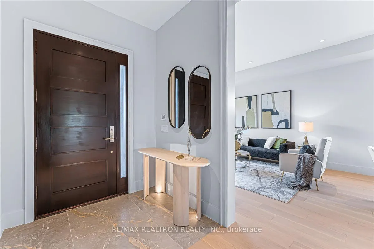 275 Reiner Rd