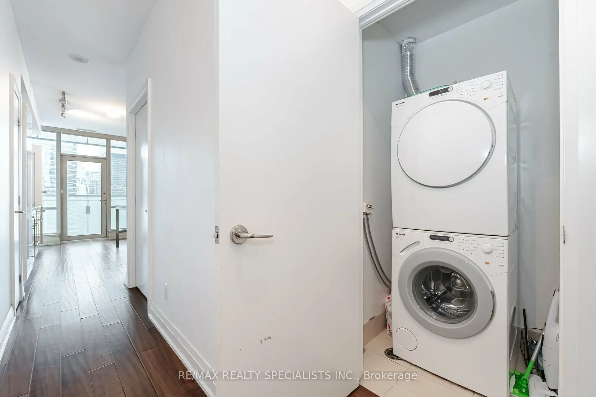 80 John St, #2910