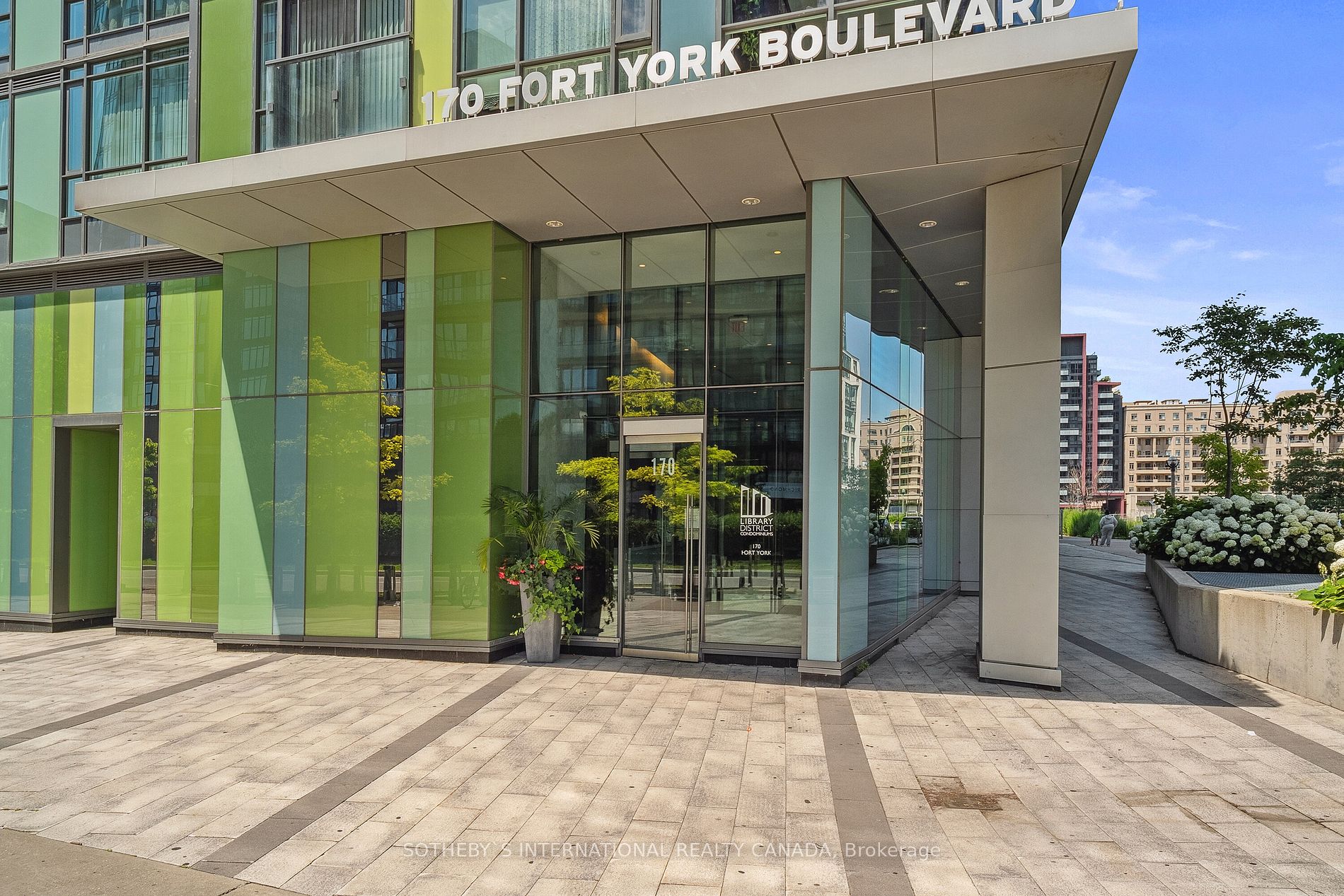 170 Fort York Blvd, #2405