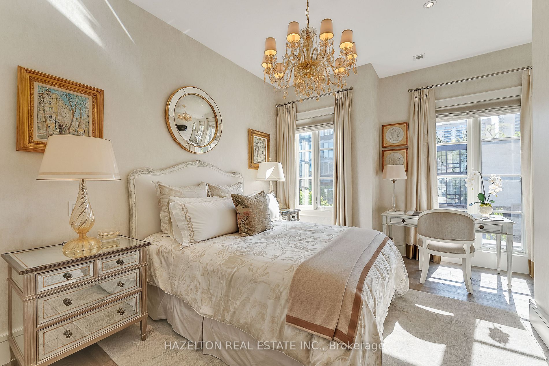 9 Parkwood Ave