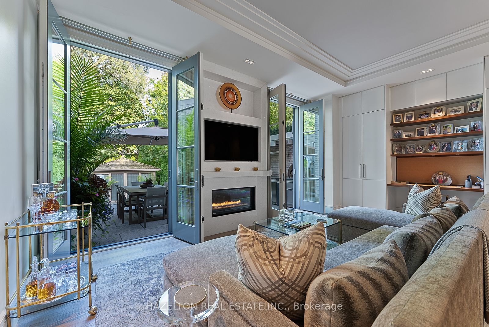 9 Parkwood Ave