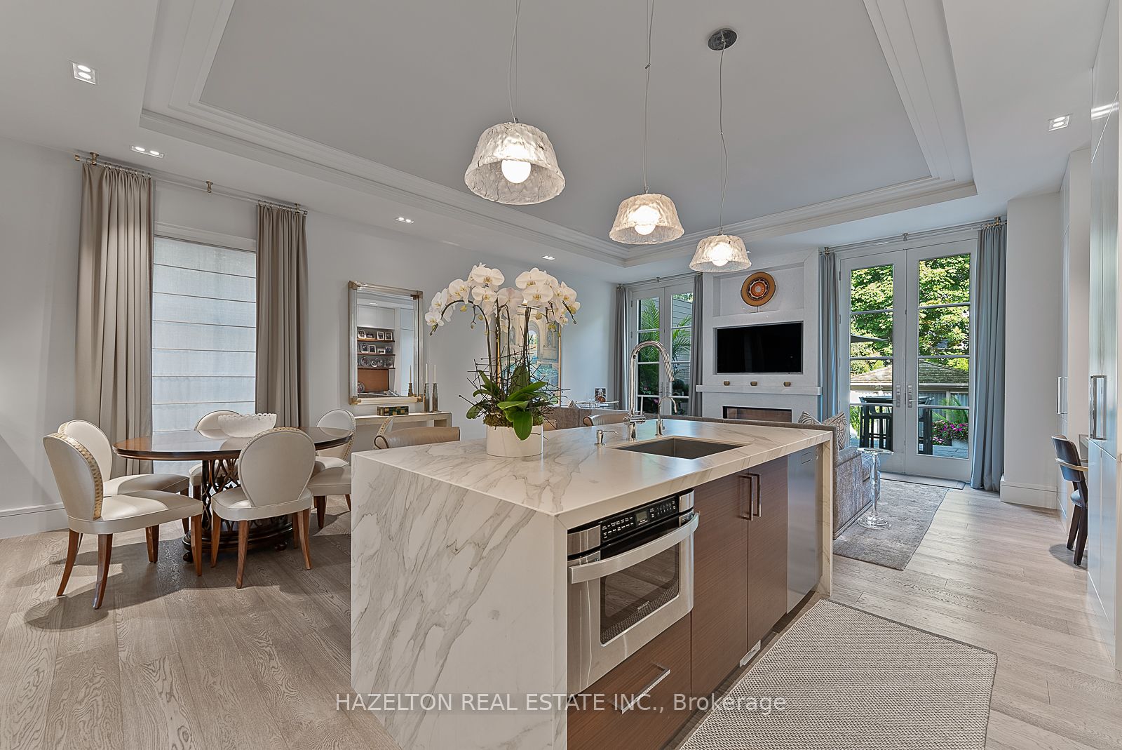 9 Parkwood Ave