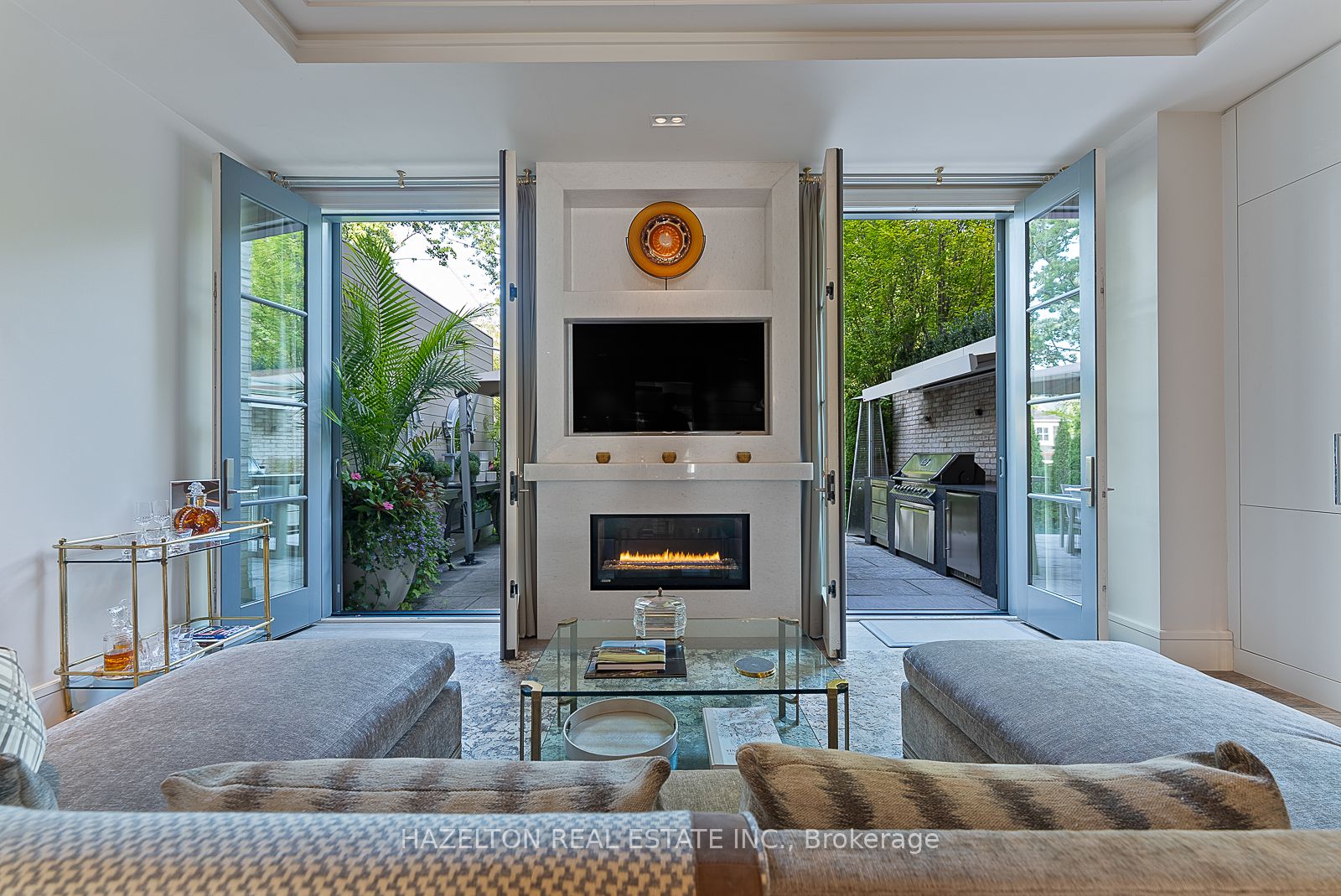 9 Parkwood Ave