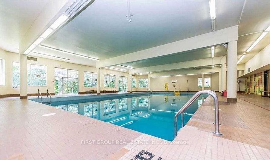 60 Pavane Linkway Way, #502