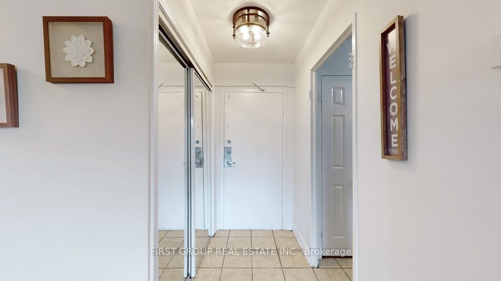 60 Pavane Linkway Way, #502