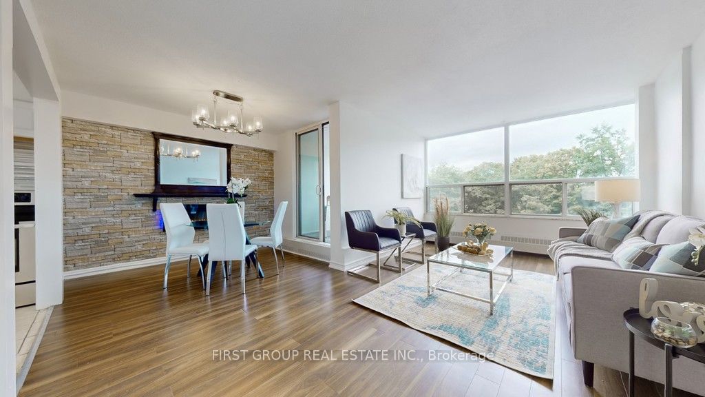 60 Pavane Linkway Way, #502