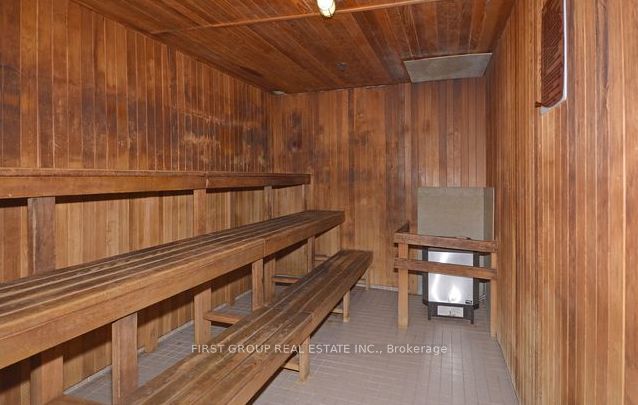 60 Pavane Linkway Way, #502