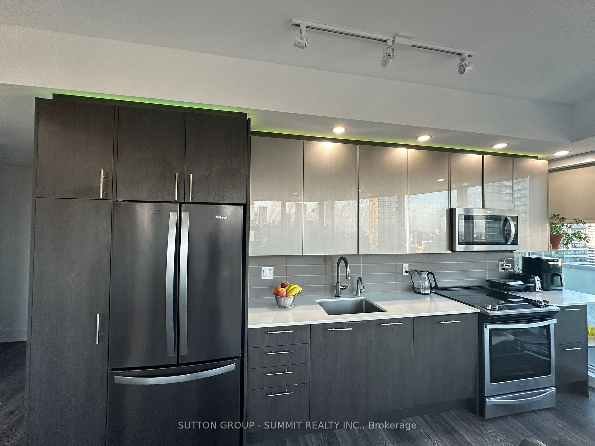 403 Church St, #2112