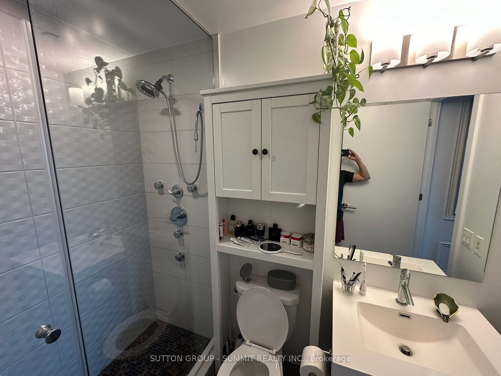 403 Church St, #2112
