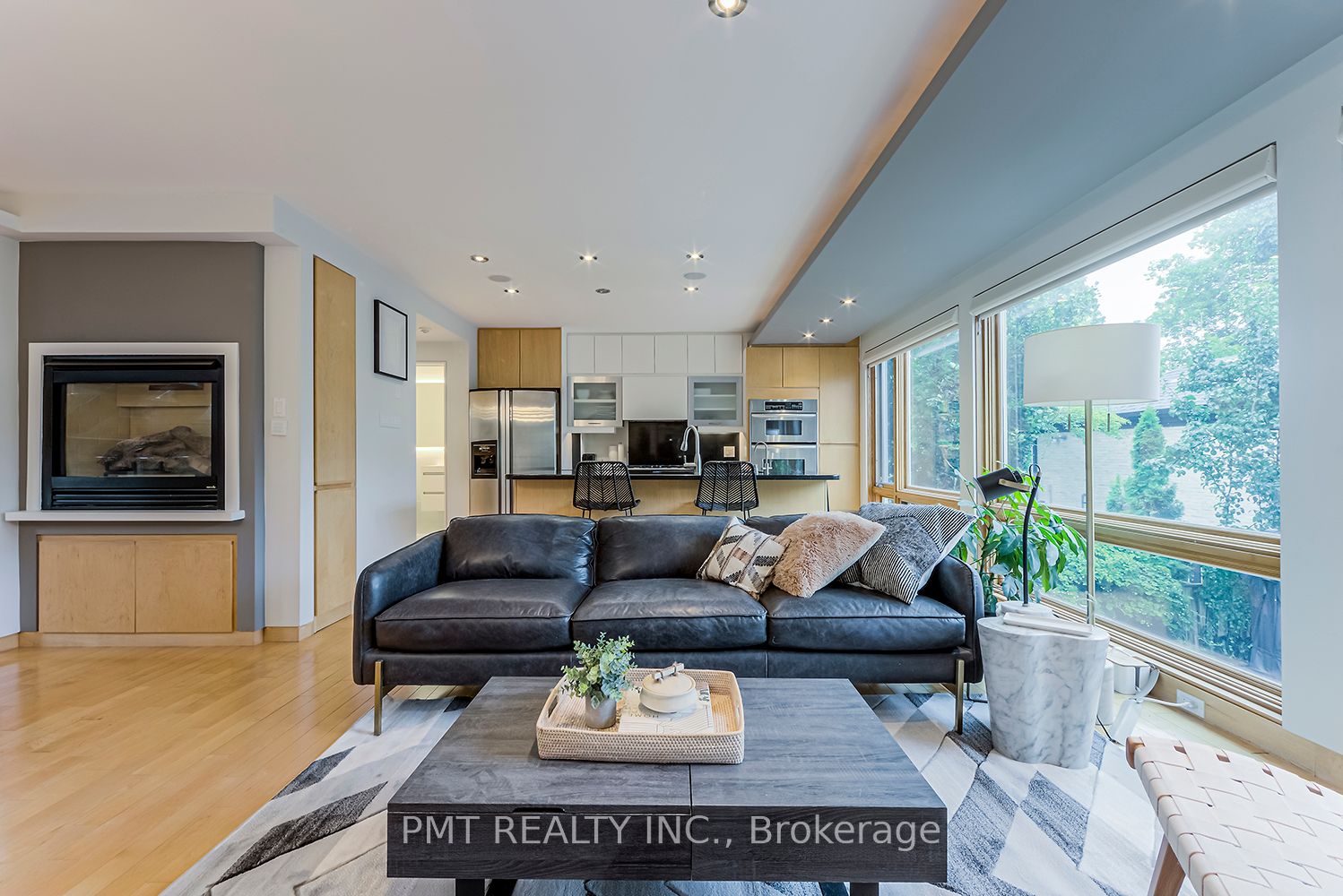 19 Clarendon Ave