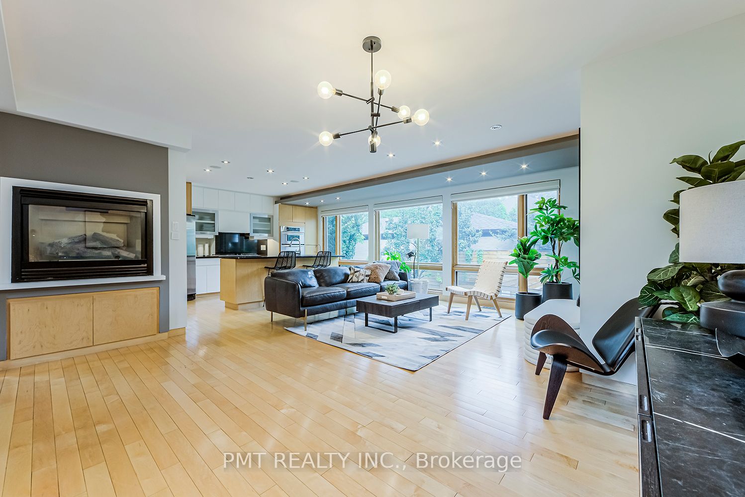 19 Clarendon Ave