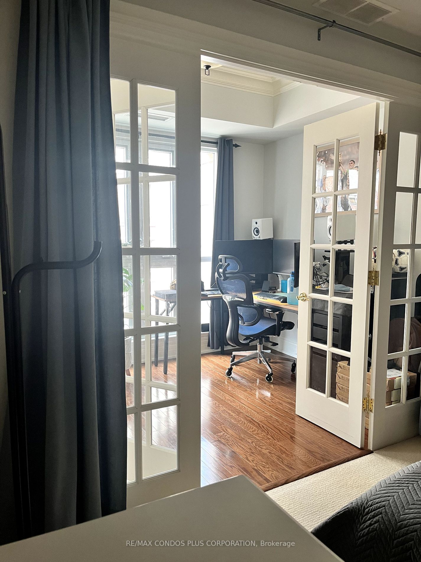 33 Delisle Ave, #904