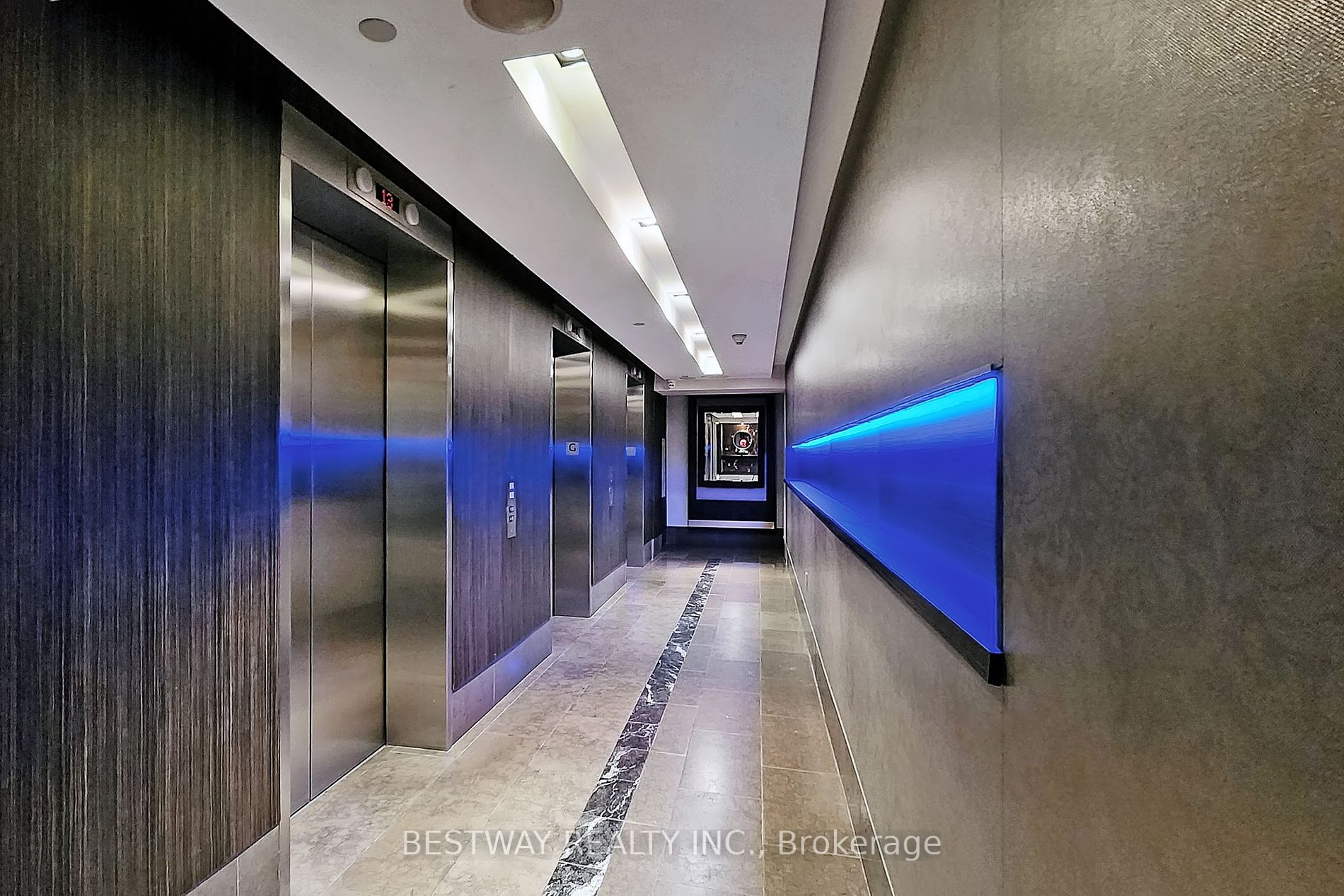 200 Victoria St, #1008