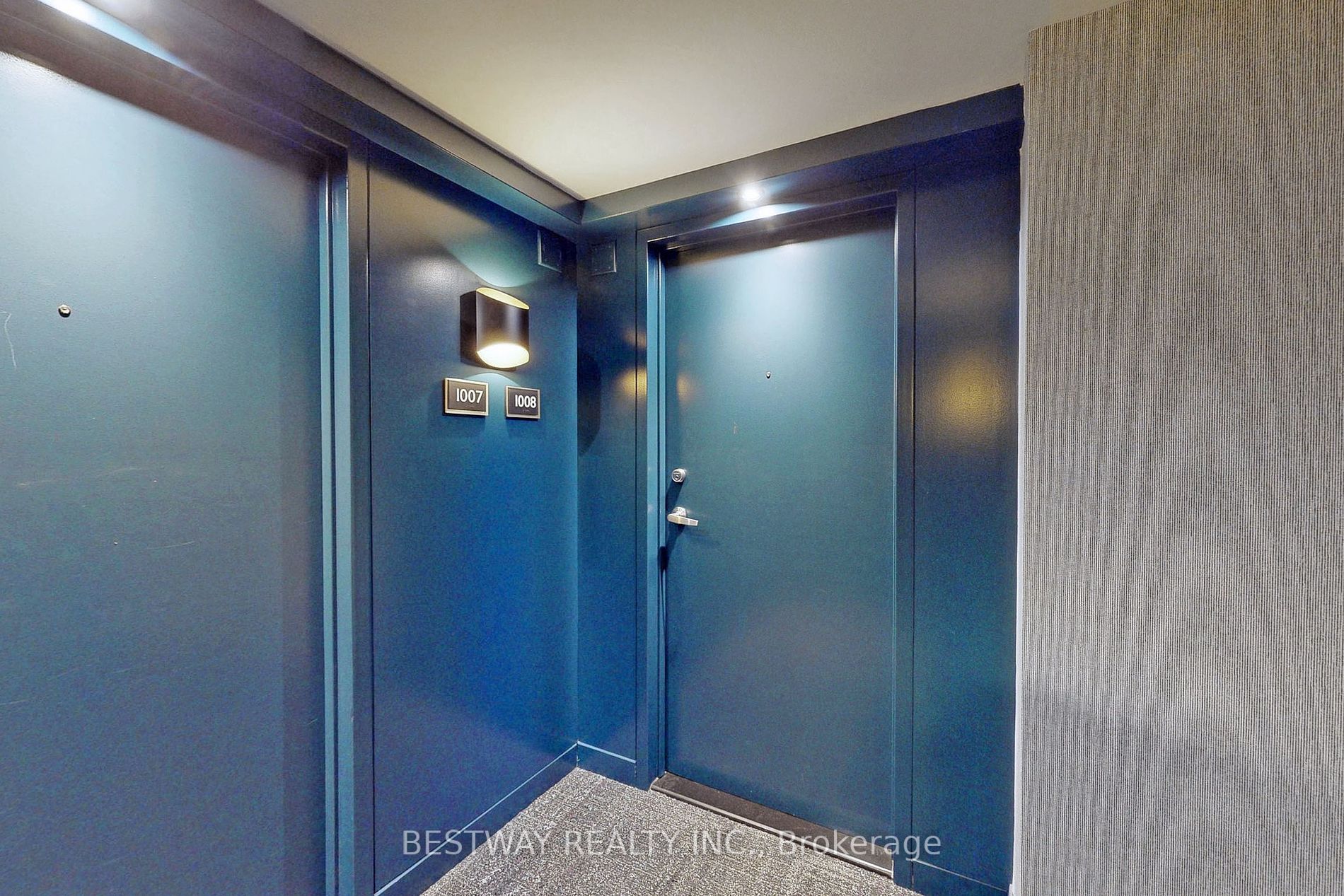 200 Victoria St, #1008