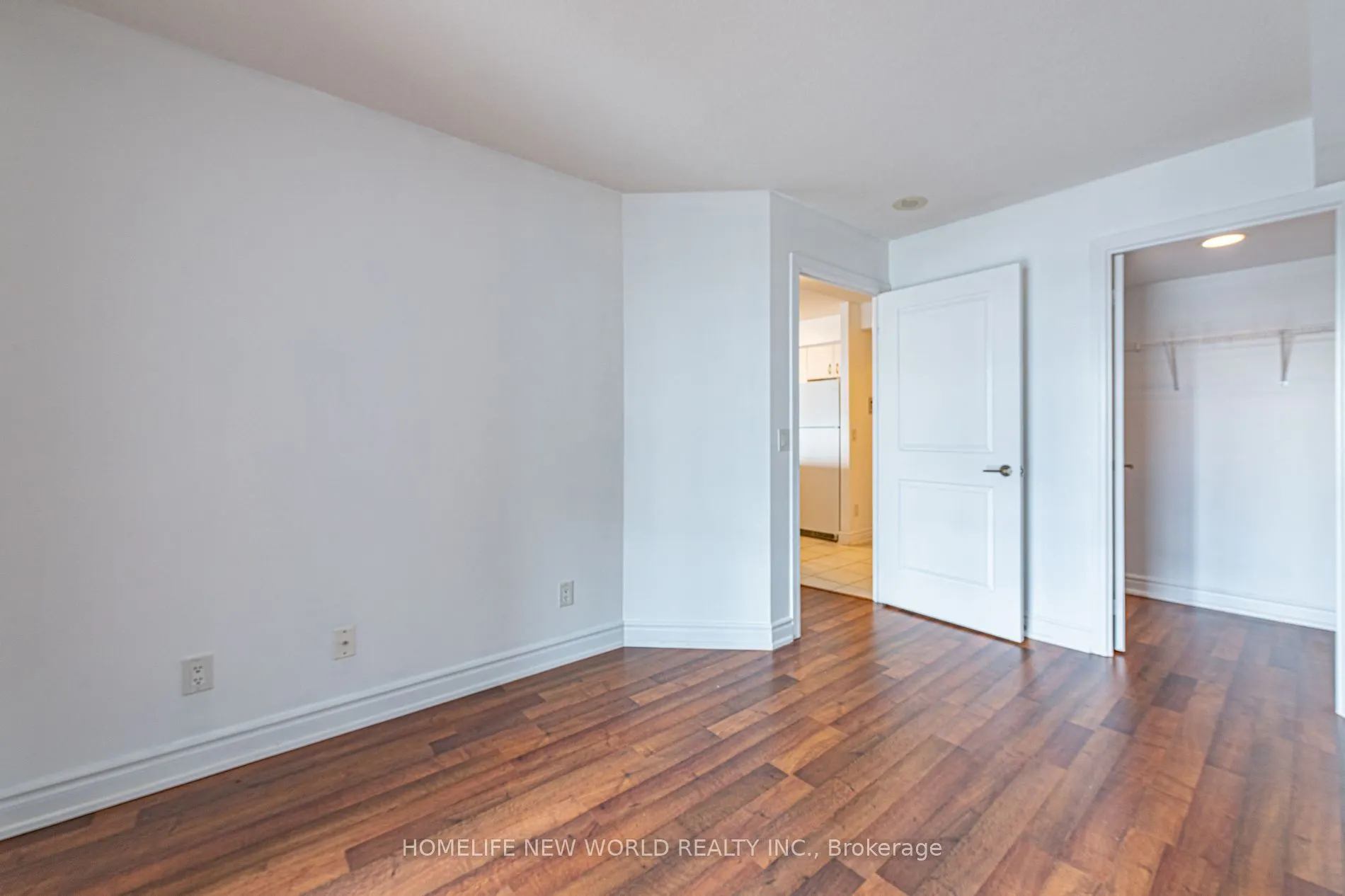 31 Bales Ave, #2103