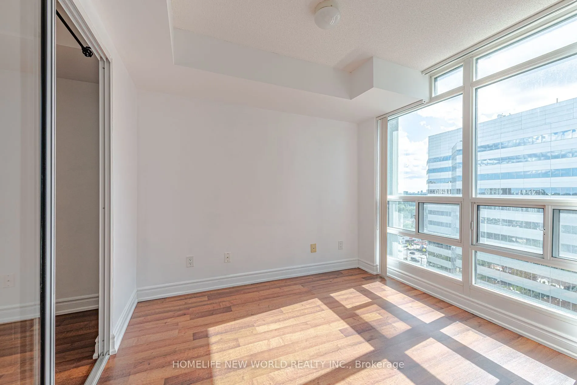 31 Bales Ave, #2103