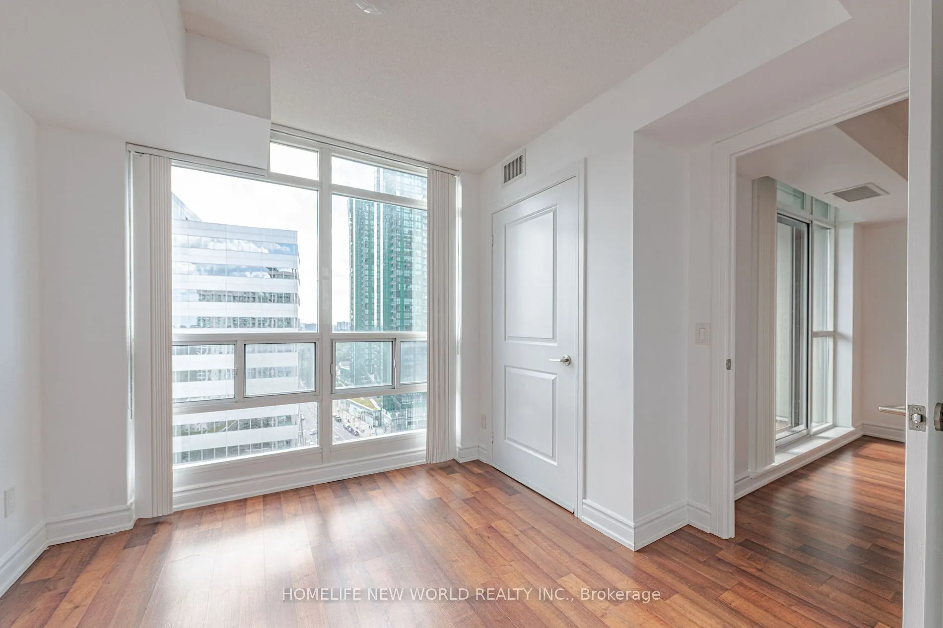 31 Bales Ave, #2103