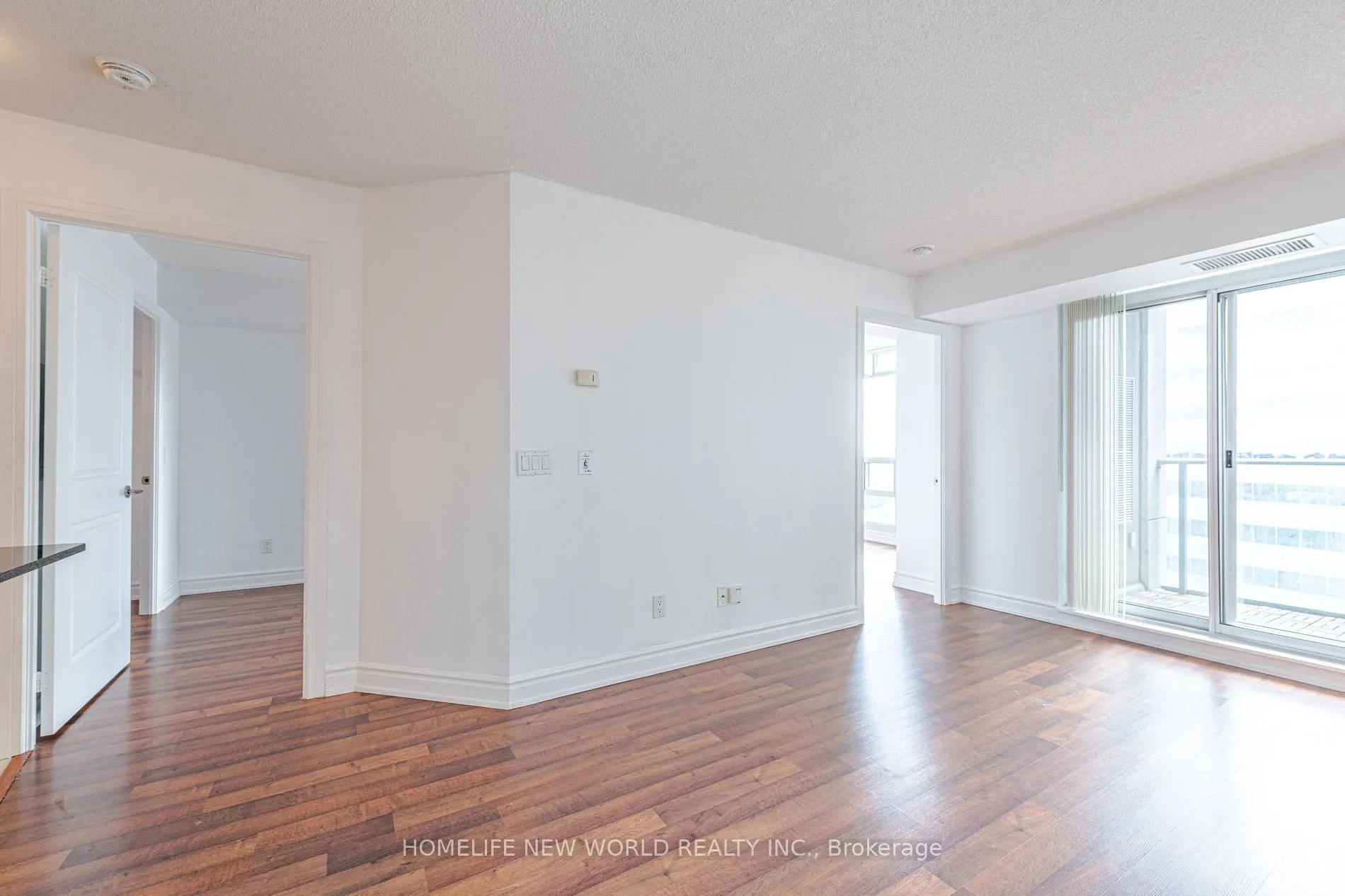 31 Bales Ave, #2103