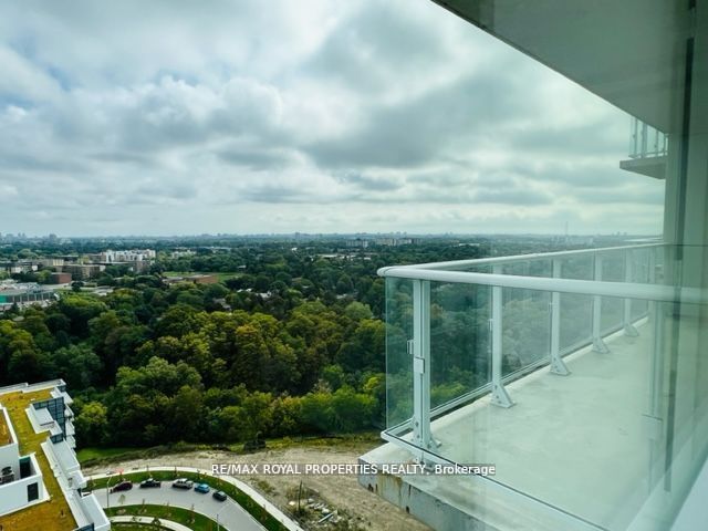 10 Deerlick Crt, #2207