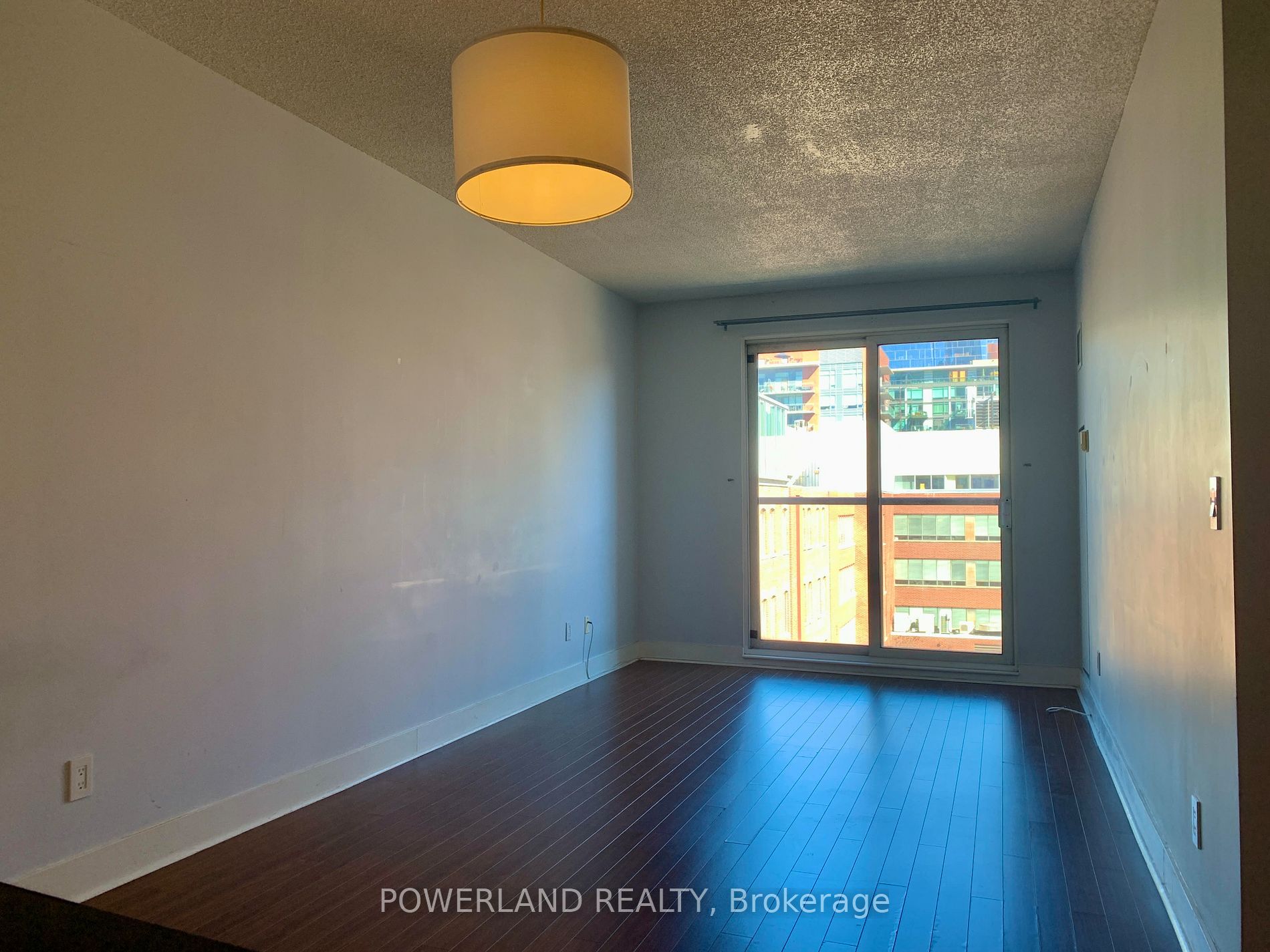 168 King St E, #603
